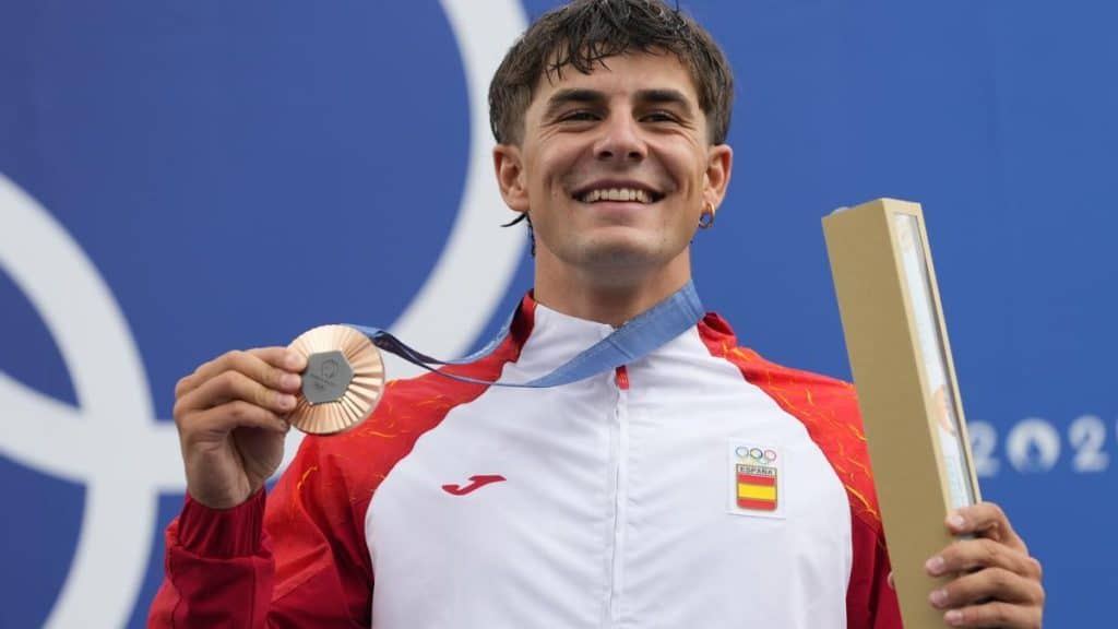 Pau Echaniz